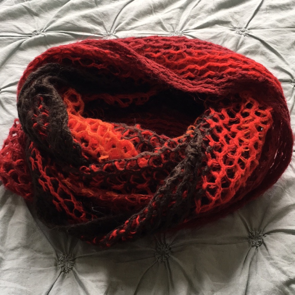 Fiery Infinity Scarf - Picture 2 of 3